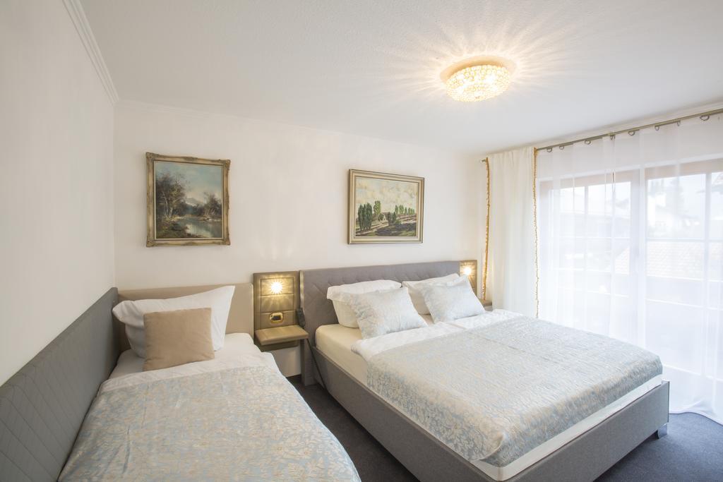 Golden Gapa Central Apartment 4 Garmisch-Partenkirchen Room photo