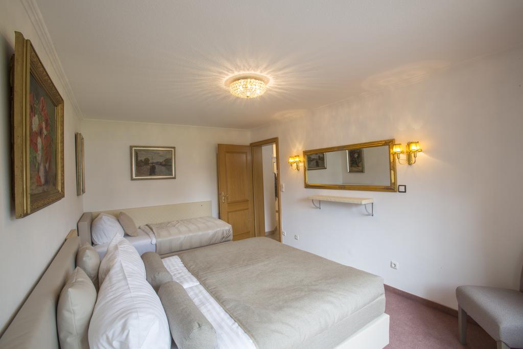 Golden Gapa Central Apartment 4 Garmisch-Partenkirchen Room photo